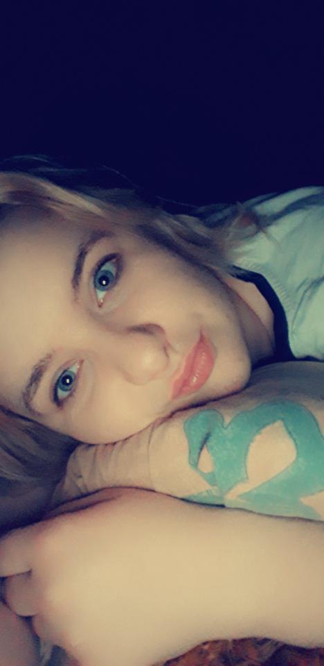 Pievienoja Vafeleeee Autors: The Diāna Spoku FOREVER ALONE konkurss! Balsošana!
