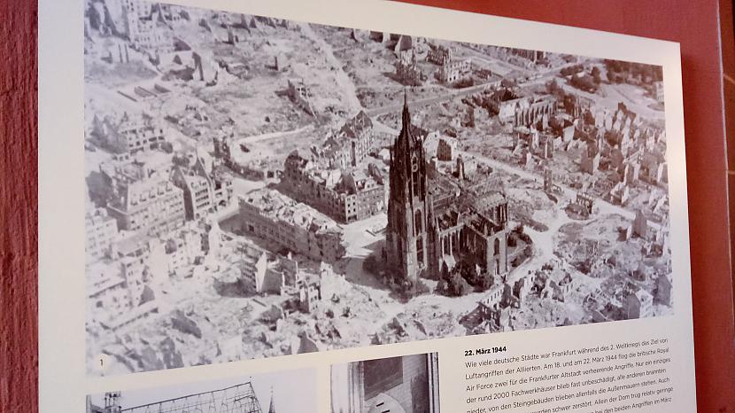 Frankfurte: Ziemassvētkus gaidot