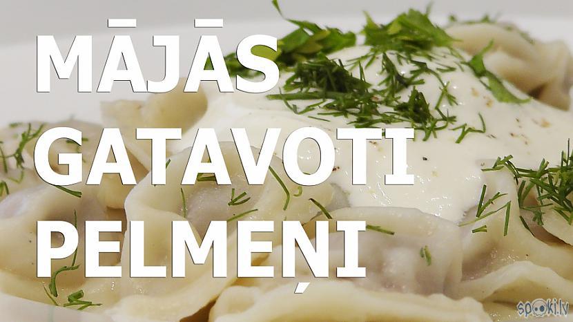 Mājās gatavoti pelmeņi (apaļa metāla forma)