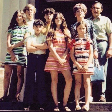 Madonna and her family 1970 Autors: dzeimsons Slavenību Gigapaka