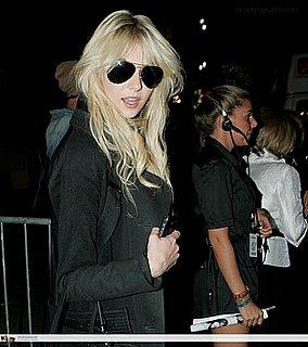  Autors: Honeybear Taylor Momsen.