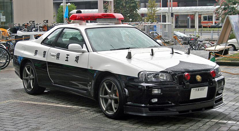 Nissan Skyline Japan      ... Autors: vicemen1 TOP 10 Police Cars In The World
