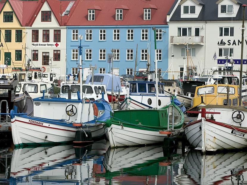 Docked Boats Streymoy Island... Autors: dzelksnis ceļojums pa eiropu