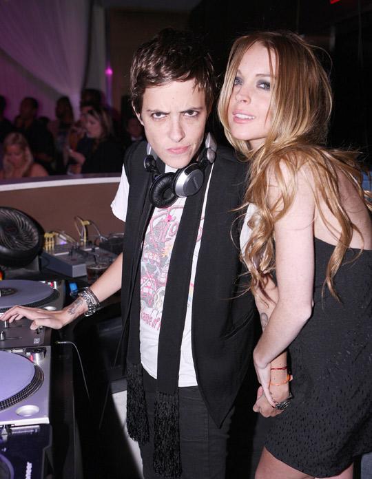  Autors: mjaau Lindsay Lohan & Samantha Ronson