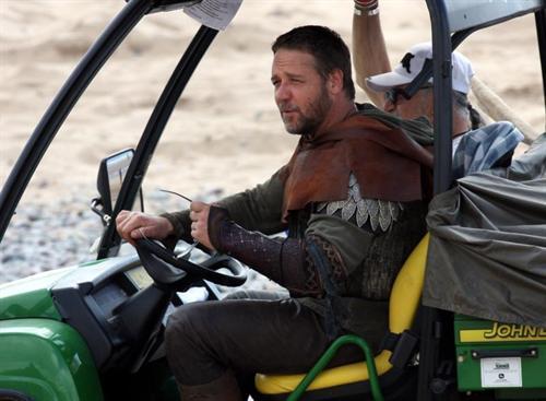 Russell Crowe Filmas Loma Ed... Autors: Princesse Kā zvaigznes pieņemas svarā filmu lomu dēļ.