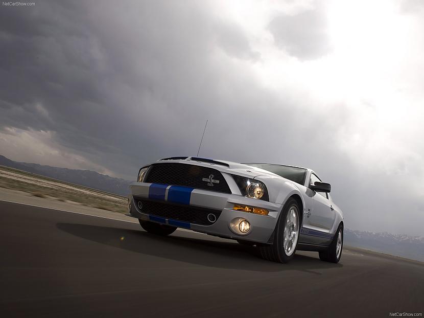  Autors: kaapis2 Ford Mustang