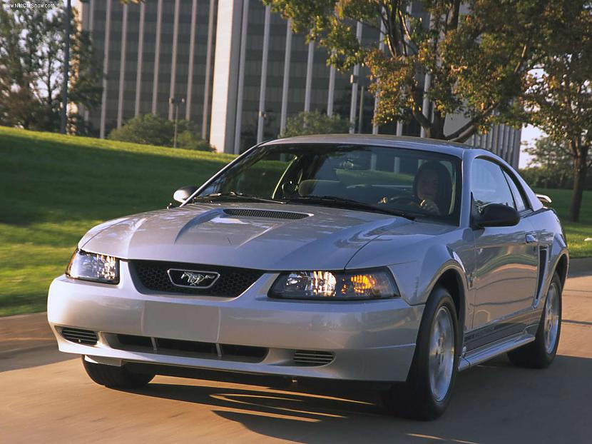  Autors: kaapis2 Ford Mustang