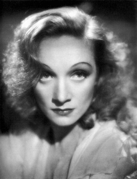  Autors: Honeybear Marlene Dietrich.