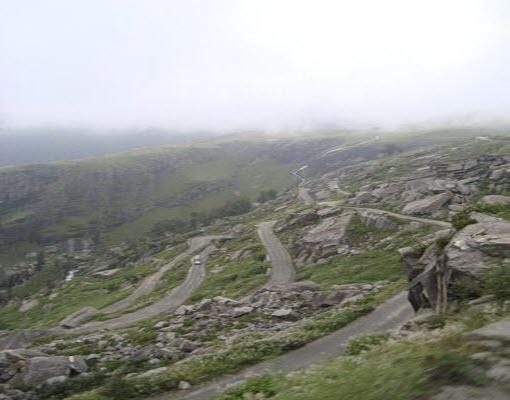 LehManali Highway India Autors: eshan Pasaules sarežģītākie un bīstamākie ceļi