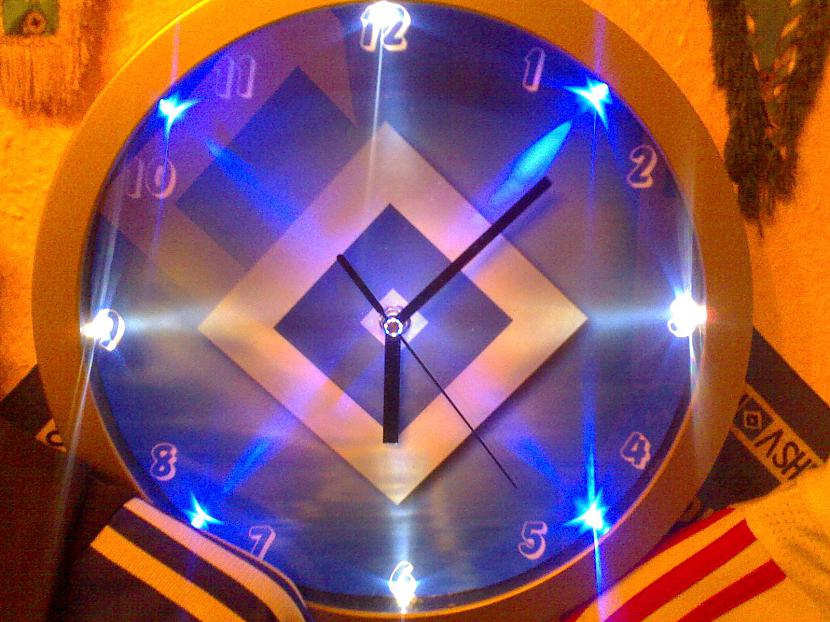 Pulkstenis Hamburgas krss Autors: bukka Pie īsta väcu futbola fana.