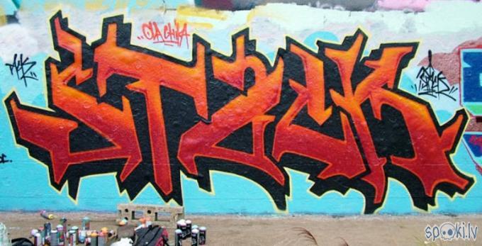  Autors: Kreeshoo Graffiti art.