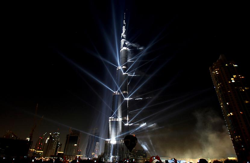 The Burj Dubai tower is... Autors: feta Rekordi[LABOTS]