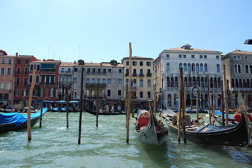 gondolu piestātne Autors: becinja Kur šovasar aizbraukt? Part 1: Venice