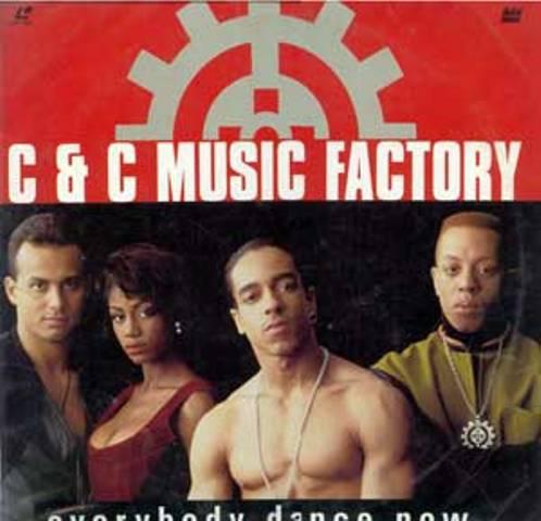 campc music factory Autors: Sinhrofazatrons 90.gadi un tā laika mūzika, kas skanēja klubos.