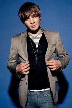  Autors: DarkParadise Ed Westwick