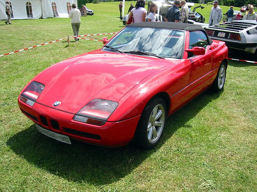 BMW Z1 19891991 Autors: Luix BMW autiņi