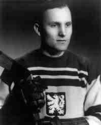 1947  Čehoslovākia kļūst par... Autors: Dolphin Fakti par Hokeju.