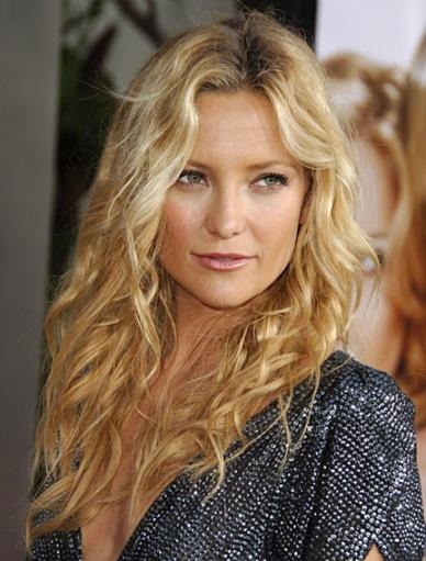 Goldie meita Kate Hudson Arī... Autors: desantnieks Kas seksīgāka - māte vai meita?