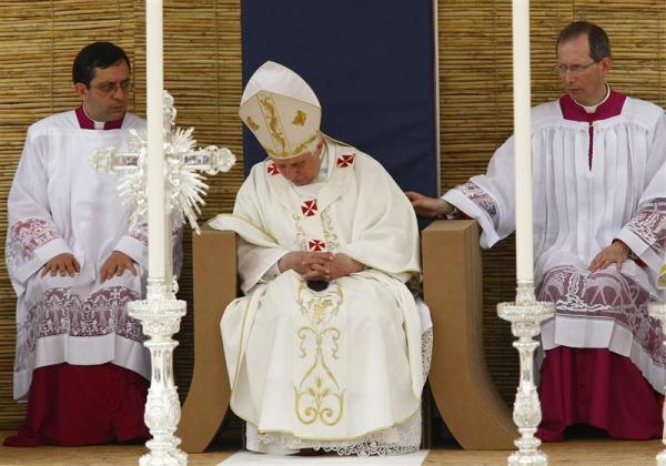 Pāvesta Benedikta XVI snauda... Autors: EsTepat Reuters