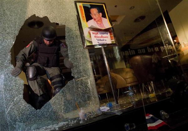 Pēc sprādziena Bangkokā... Autors: EsTepat Reuters