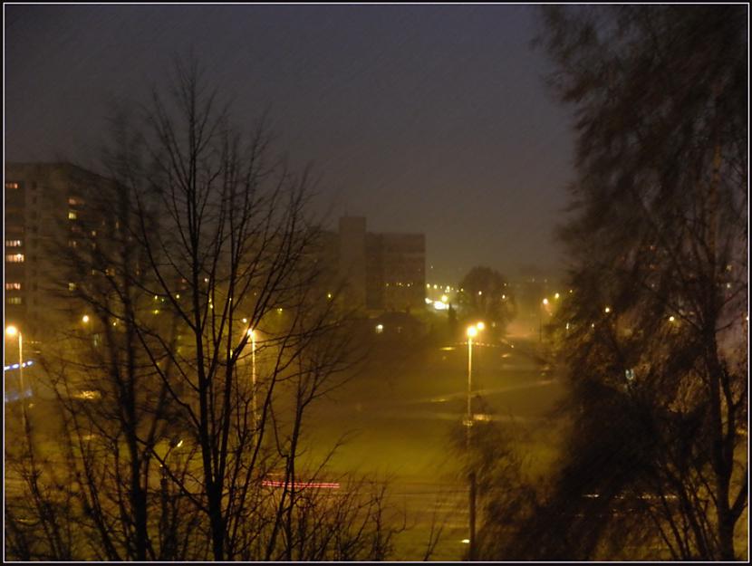  Autors: stokijs Pirmais 2010.g negaiss Rīgā