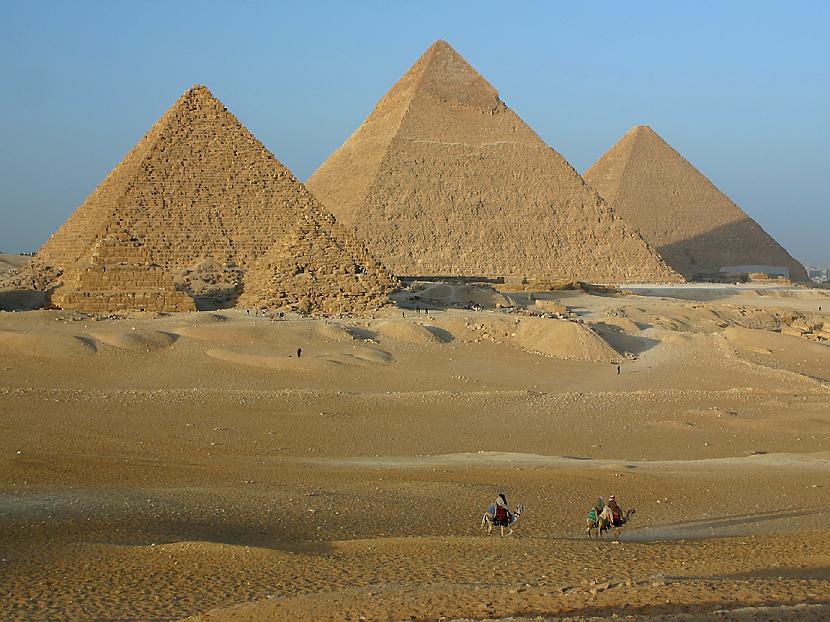 Gizas tris lielo piramidu... Autors: gangsteris Fakti par visumu !