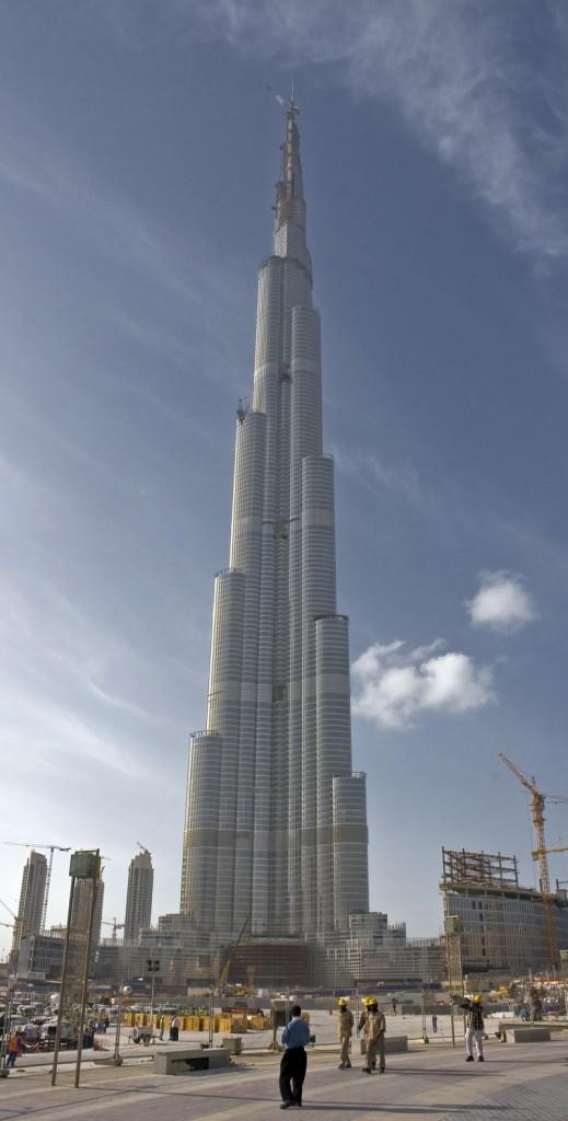 Pasulē augstākais tornis  Burj... Autors: envie Dubaija - tās septiņi brīnumi.