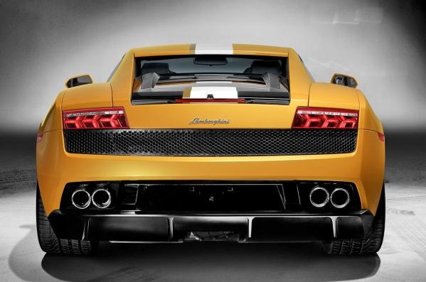  Autors: klaidonis11 Svētki Lamborghini rūpnīcā