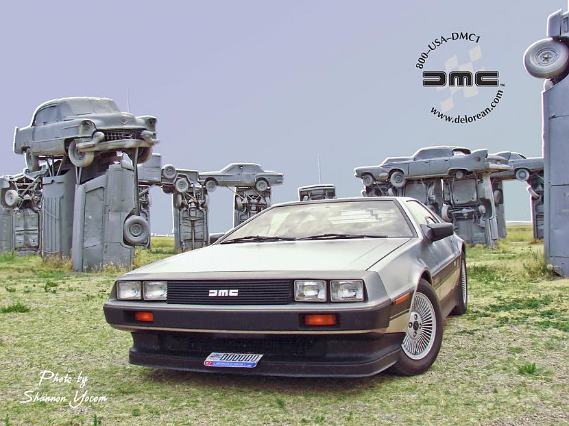  Autors: Fancy Delorean DMC-12