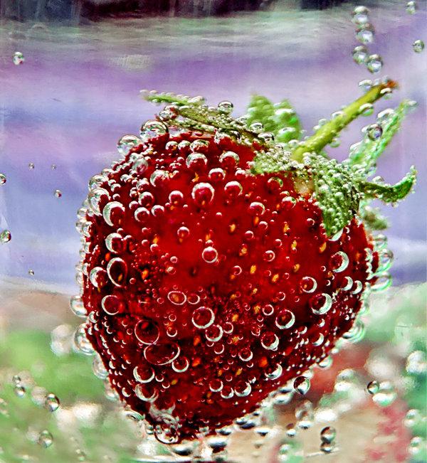 and strawberry season that is... Autors: morethanprincess 10 things what i love in summer`