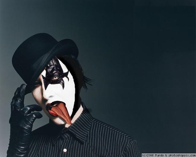 17vieta  Marilyn Manson Šis... Autors: Lieniitee Top 20 slavenības.
