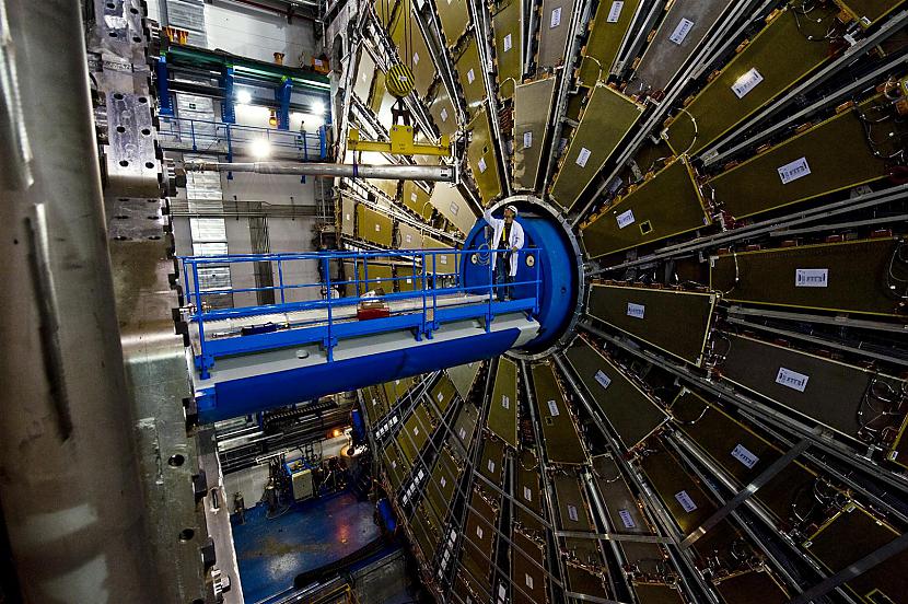 Starp citu LHC ir lielākais... Autors: EgliiC3 Lielās zinātnes brīnumi