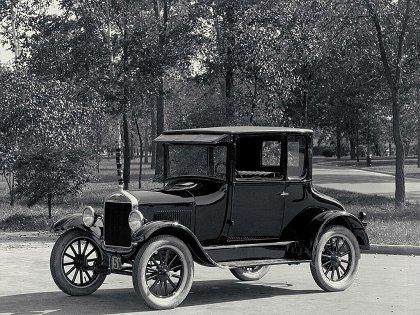 1913 Henijs Fords savā mašīnu... Autors: cēsudžons Robotu vēsture