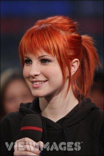  Autors: zirniic Hayley Williams