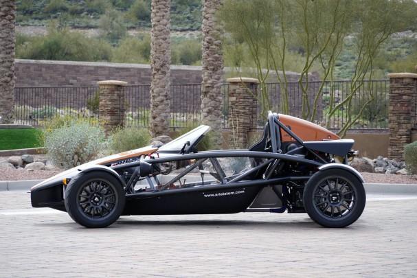  Autors: rnzdesign ariel atom 3