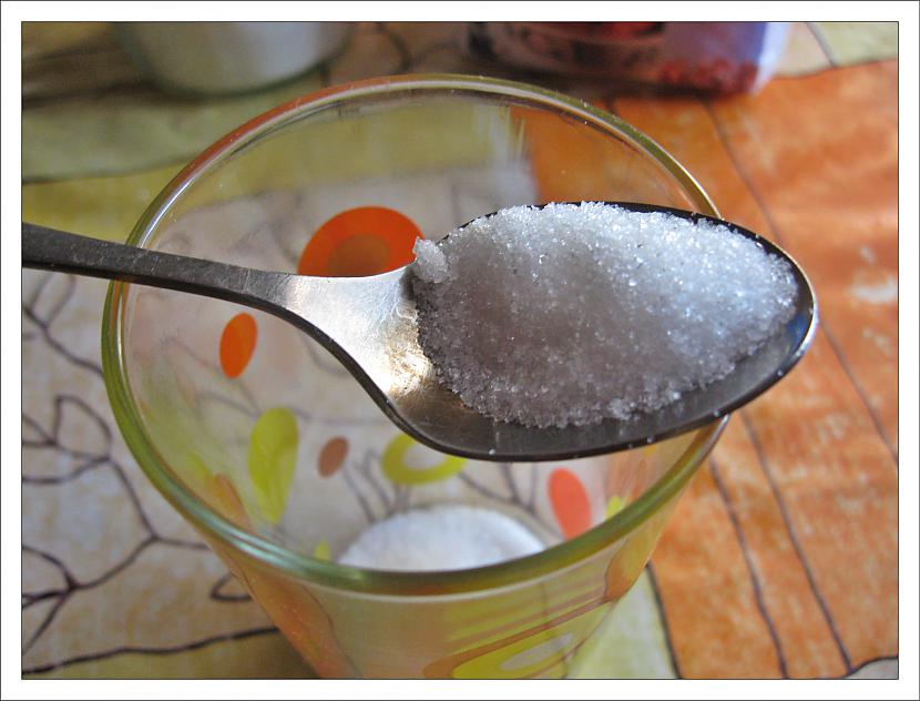 Beram cukuru ar cukuru ir... Autors: clickclickBOOM pašgatavota limonāde