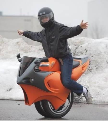 Uno motocikls  Šo oranži... Autors: ogthegreat 11 fascinējoši motocikli