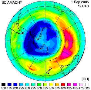 Ozona slāņa samazināšanās... Autors: Moonwalker Pasaules gala scenāriji