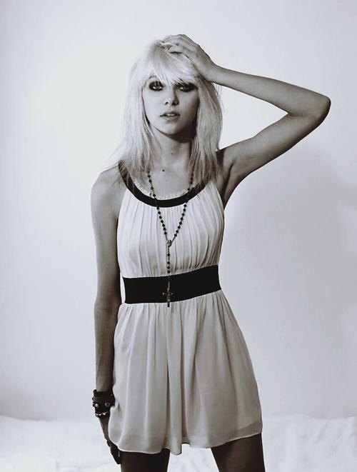  Autors: Doolittle The Pretty Reckless - Taylor Momsen