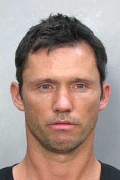 Jeffrey Donovan  Arestēts par... Autors: mjaau Busted!