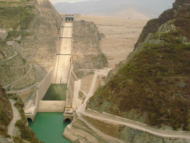 Theri dam 261 m atrodas Indijā... Autors: west coast 10 augstākie dambji pasaulē