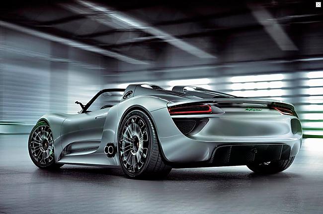 Porsche 918 Spyder (mīļākais auto :) )