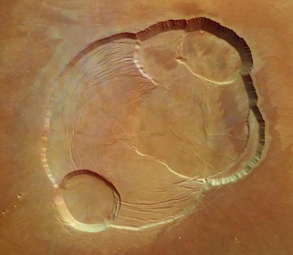 Diviem no Olympus Mons... Autors: ainiss13 Olympus Mons (Olimpa kalns)