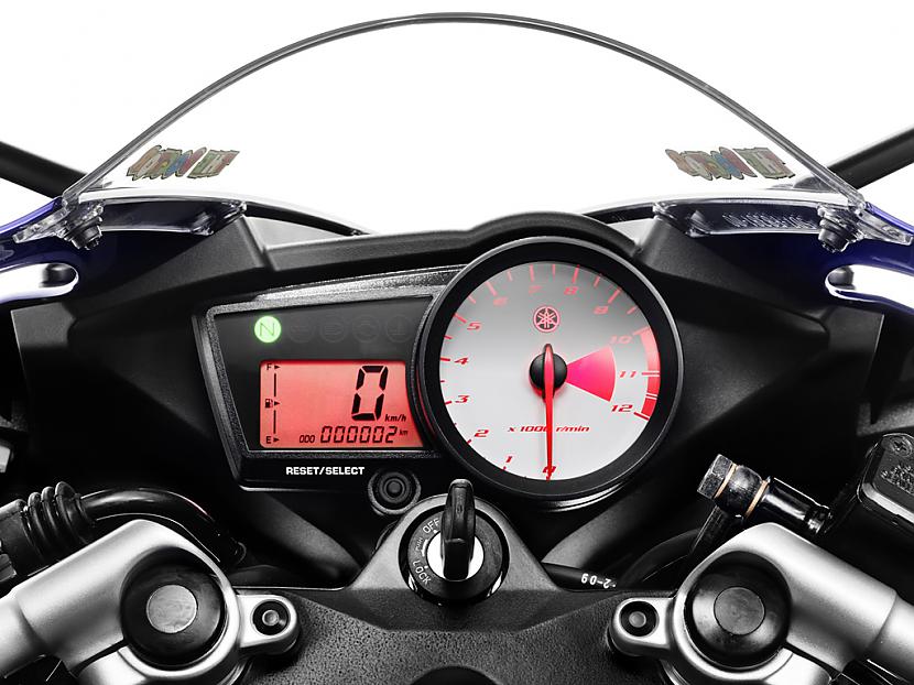  Autors: Fosilija Yamaha YZF R125