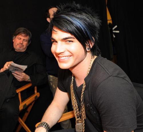  Autors: beciitis Adam Lambert. The best... :)