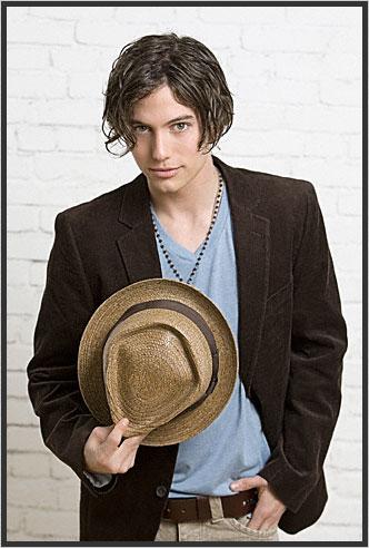 Miiljakie aktieri  Christoper... Autors: heysunshine Jackson Rathbone