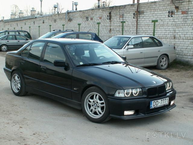 2 BMW E36 Žurka Mani... Autors: Noname7b Mani pakaļas pārvietojamie