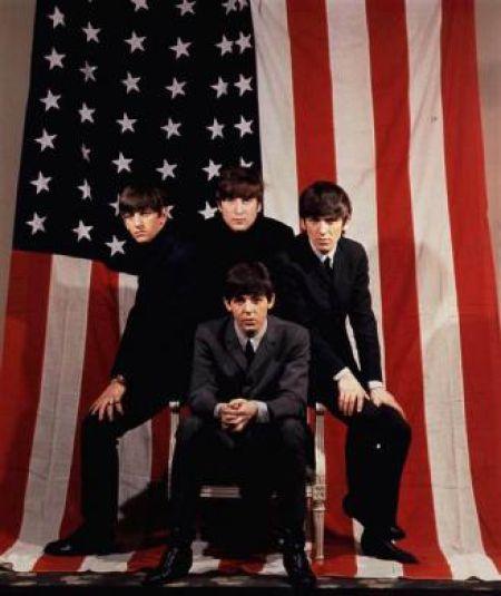 20 The Beatles 7107404 fans Autors: BLACK HEART slavenību facebook fani! :)