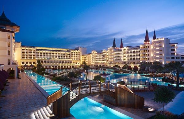 Mardan Palace Hotel Turkey... Autors: janyx2 Trakākās viesnīcas..