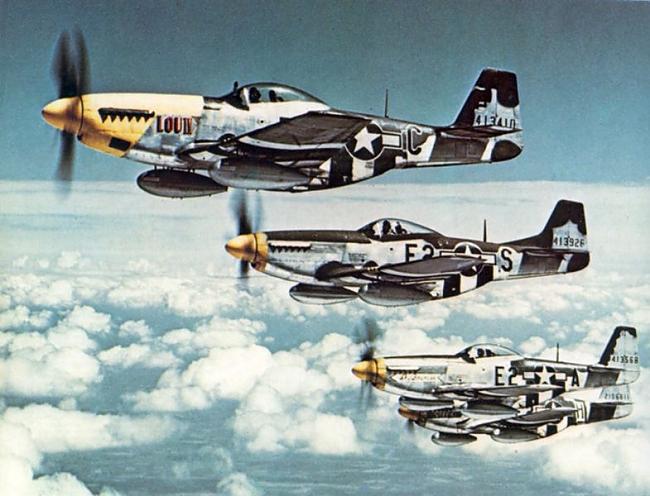 1 vieta North American P51... Autors: spoT TOP10 Otrā pasaules kara lidmašīnas- iznīcinātāji.